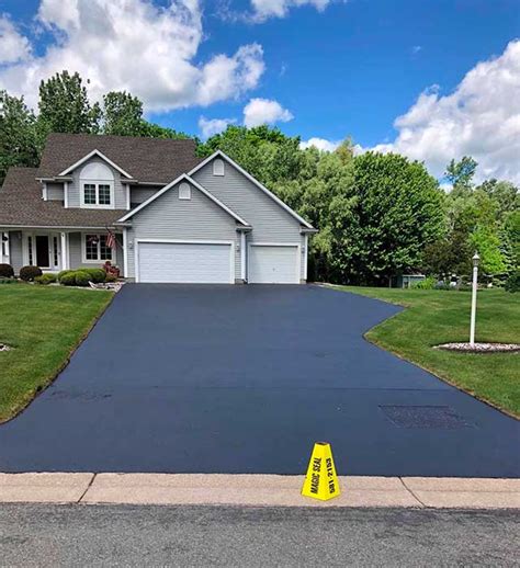Properly Maintaining Your Driveway Sealed with Magic Seal